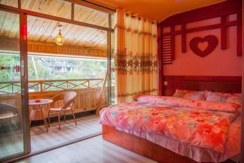 Fenghuang Lifetime True Love Hotel Екстериор снимка